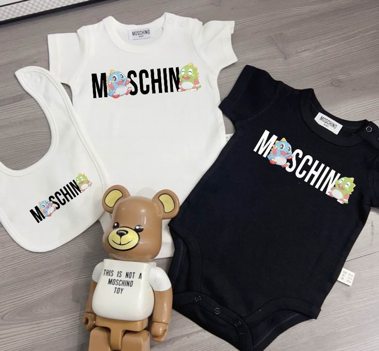 Moschino sz59 66 73 80 85 90 03